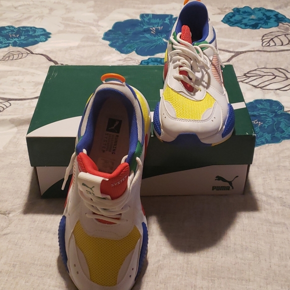 Pumas - Picture 2 of 2